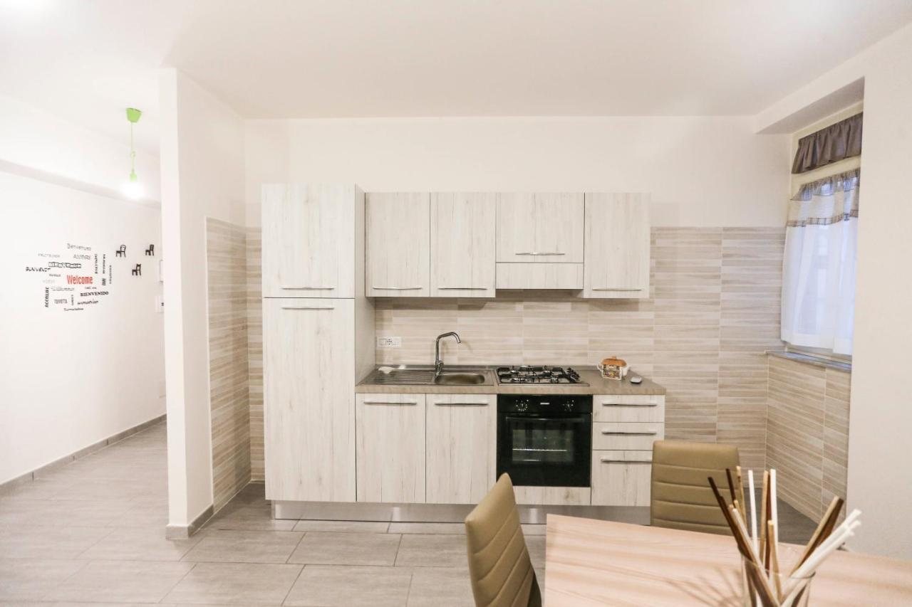Habitat: Luxury Home Napoli Centro Екстериор снимка