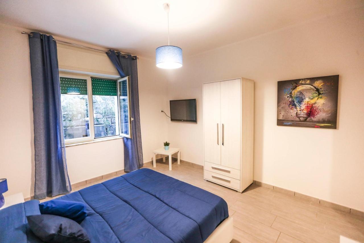Habitat: Luxury Home Napoli Centro Екстериор снимка